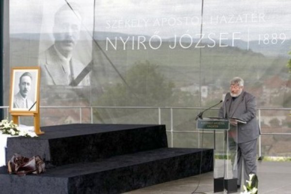Ministrul ungar al Culturii a demisionat
